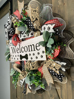 Any Season Wreath, Paw Print Wreath, Welcome Paw Print Wreath, MADE TO ORDER